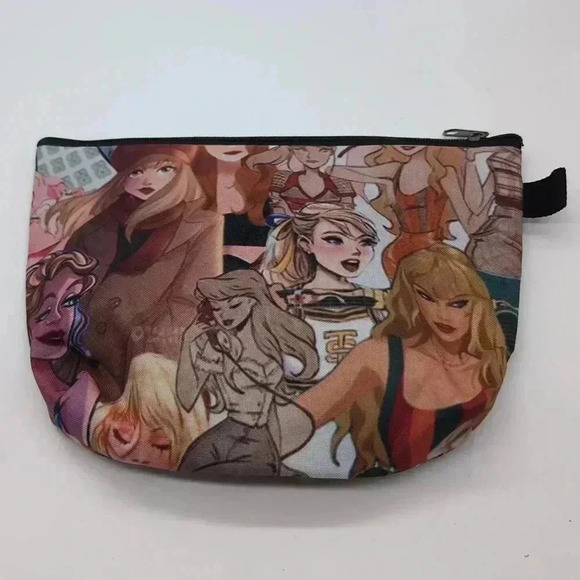 Ladies Taylor Swift makeup Travel/ toothbrush Bag NWOT - Picture 2 of 3